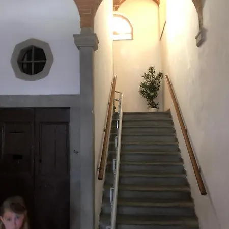 Appartamento Renovated With 3 Bedrooms In An Historic Palazzo Between Port And Old Town